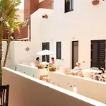 Scirocco E Tramontana Daire Favignana