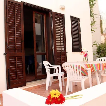 希洛克和特拉蒙塔纳公寓 公寓