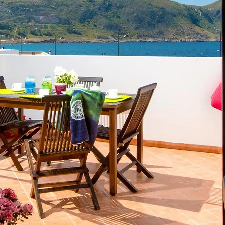 Scirocco E Tramontana Apartment